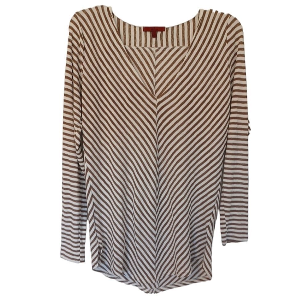 Striped V neck shirt
